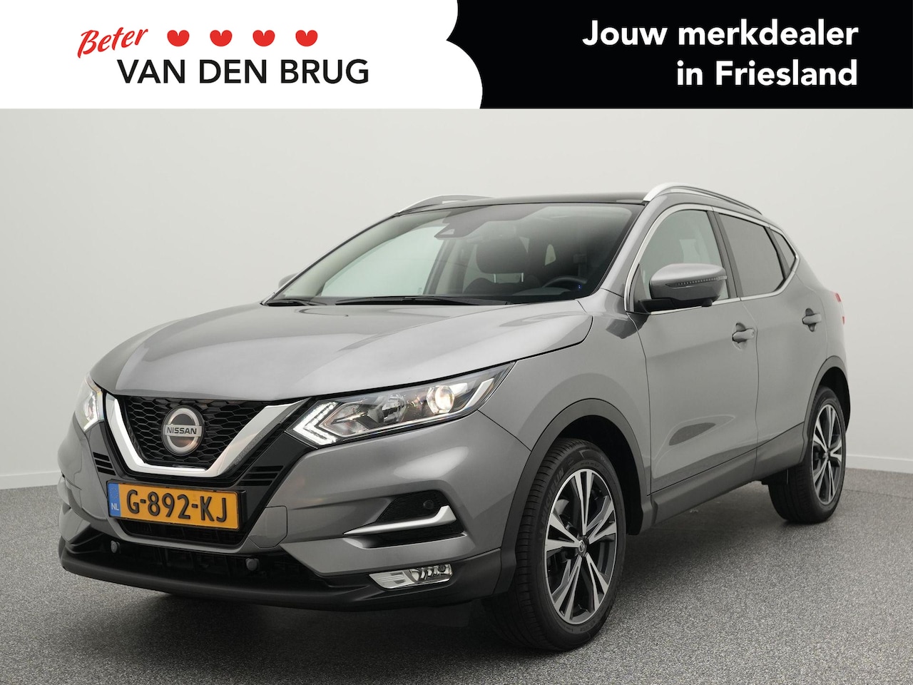Nissan Qashqai - 1.3 DIG-T N-Connecta | LED | Panoramadak | DAB+ | 360 Camera | Trekhaak | - AutoWereld.nl