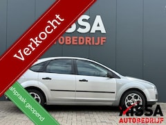 Ford Focus - 1.6-16V Champion 5 drs Airco Cruise Lm velgen Jaar Apk