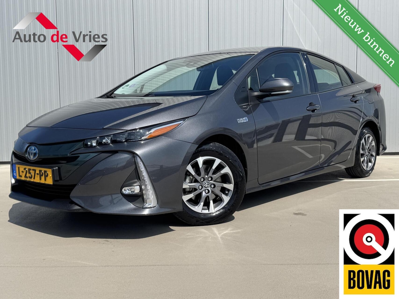 Toyota Prius - 1.8 Plug-in Dynamic|Navi|NL-Auto|1e eigenaar - AutoWereld.nl