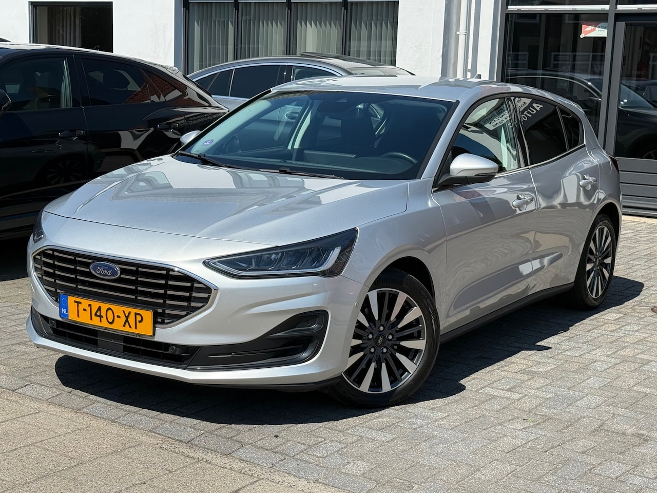 Ford Focus - 1.0 EcoBoost Hybrid Titanium X 1.0 EcoBoost Hybrid Titanium X, Apple Carplay/Android,Navigatie,Stuurverwarming,Stoelverwa - AutoWereld.nl