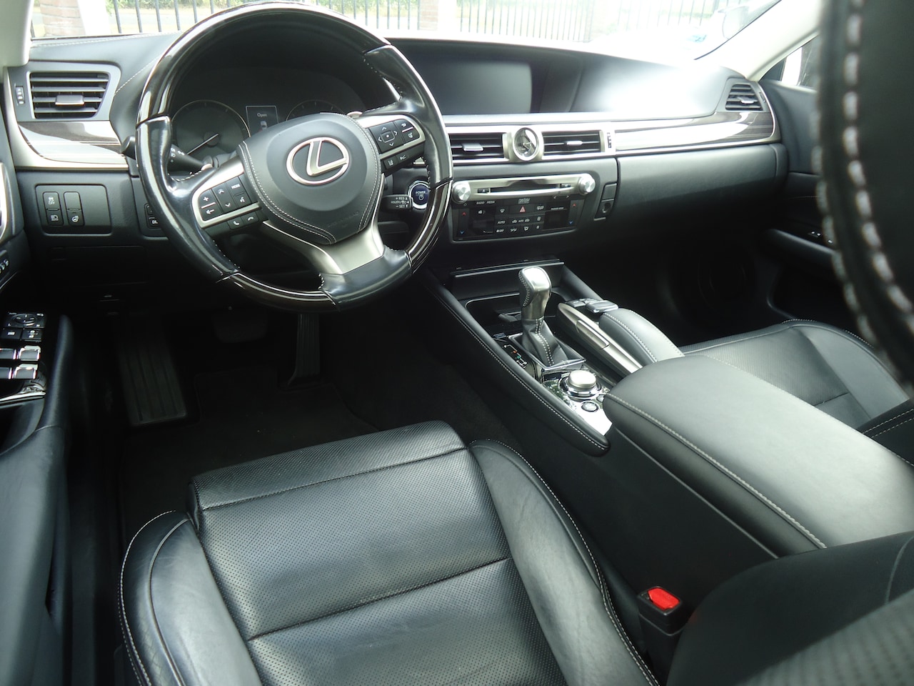 Lexus GS - 300h President Line FACELIFT MODEL superauto voor de juiste prijs