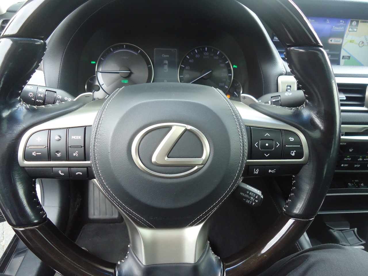 Lexus GS - 300h President Line FACELIFT MODEL superauto voor de juiste prijs