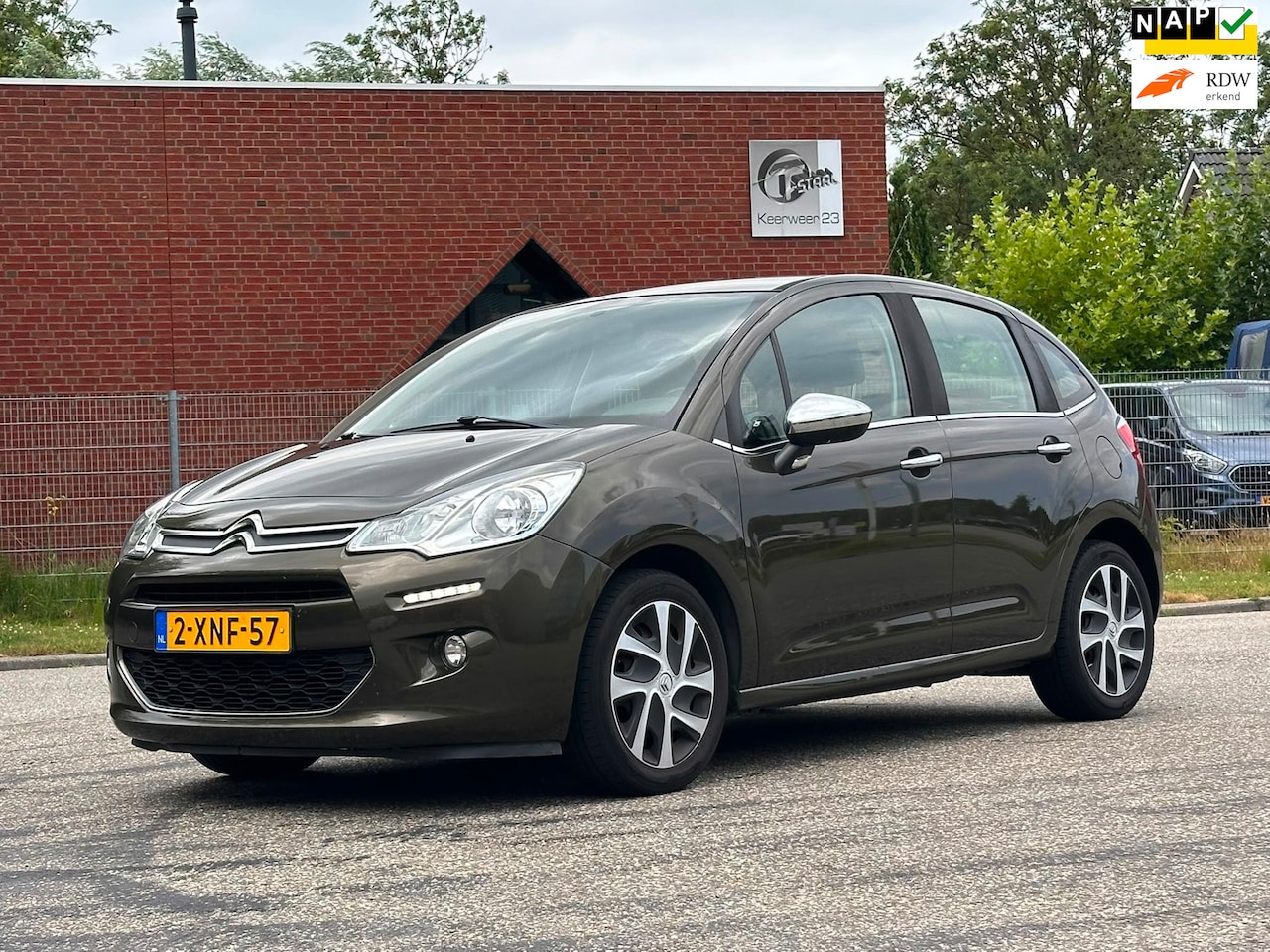 Citroën C3 - 1.2 VTi Collection Cruise*Clima*Trekhaak*NAP*Distributie vervangen*APK*2e eigenaar* - AutoWereld.nl