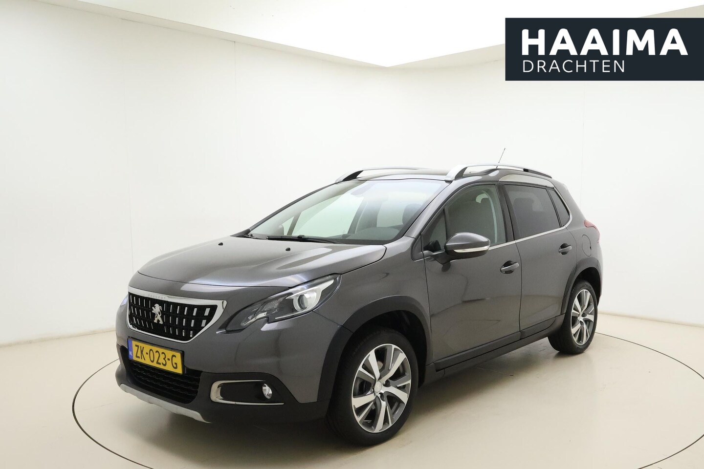 Peugeot 2008 - 1.2 PureTech Blue Lease Allure | Trekhaak | Navigatie pakket | Climate control | Panorama - AutoWereld.nl
