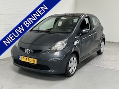 Toyota Aygo - 1.0-12V + AIRCO / NAVI / ELK.PAKKET