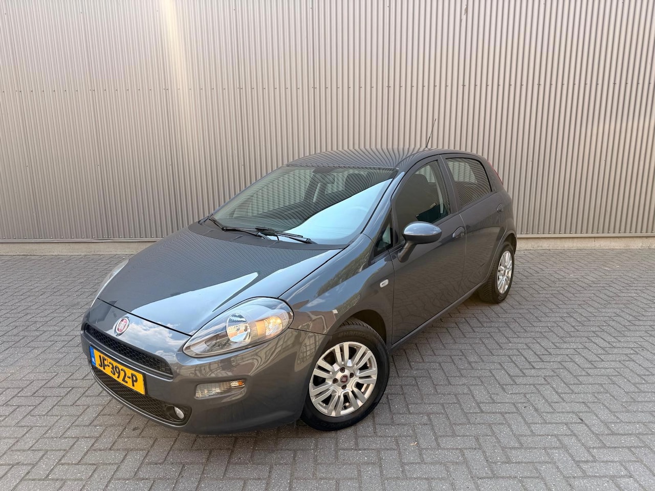 Fiat Punto Evo - 0.9 TwinAir Lounge Airco|Centrale deurvegrendeling|Elektrische ramen - AutoWereld.nl