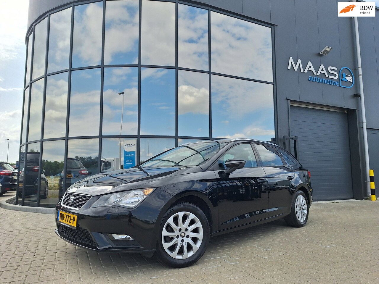 SEAT Leon ST - 1.2 TSI Style TREKHAAK|NAVI|STOELVERW|PDC|CLIMA - AutoWereld.nl