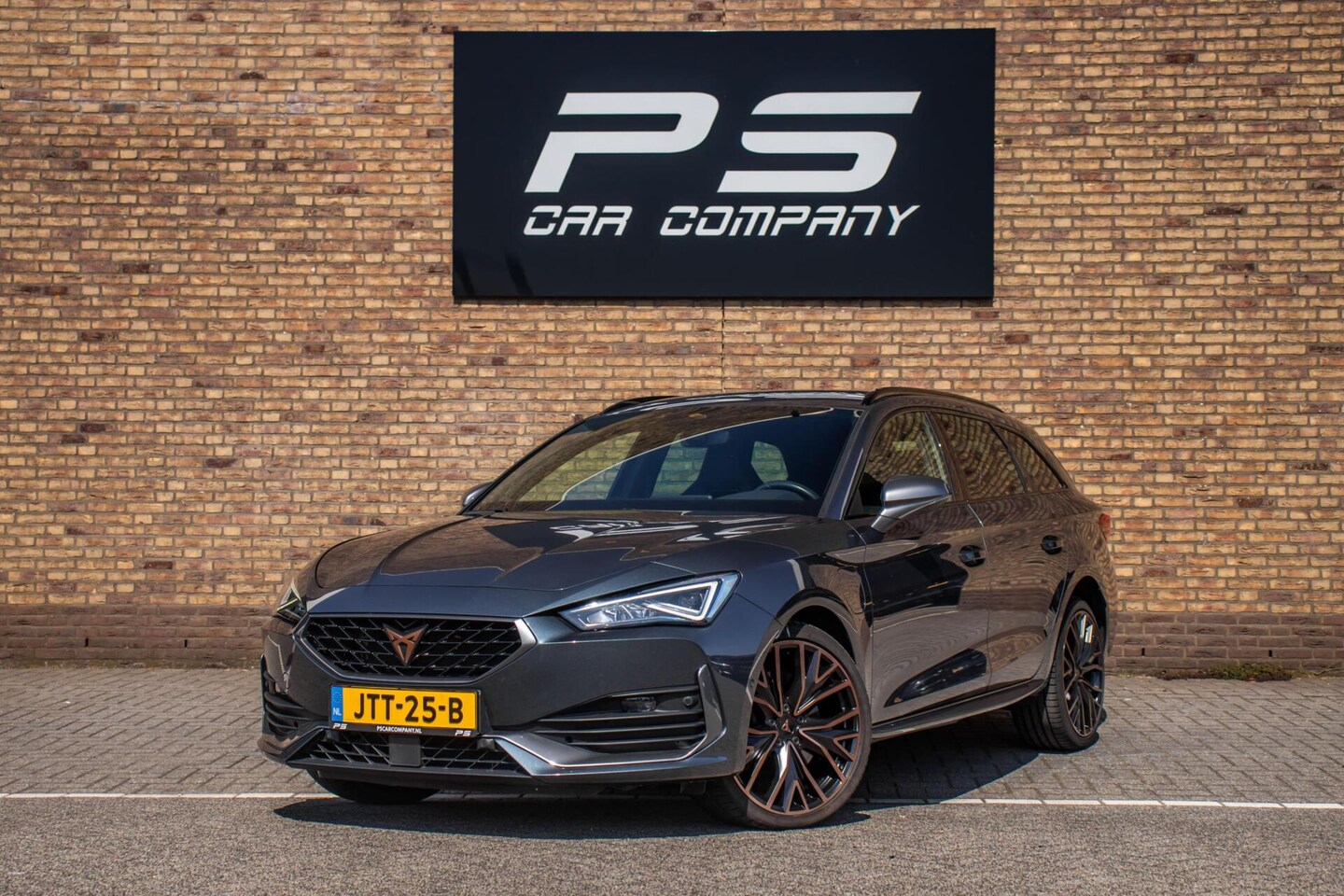 CUPRA Leon Sportstourer - 1.4 e-Hybrid VZ, Sportstuur, ACC - AutoWereld.nl