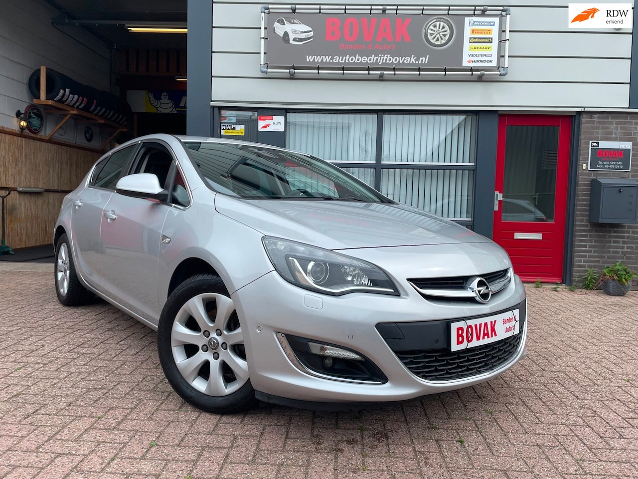 Opel Astra - 1.6 Turbo Sport + VOLL OPTIES !! - AutoWereld.nl