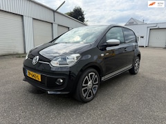 Volkswagen Up! - Club editie Navigatie airco stoelverwarming