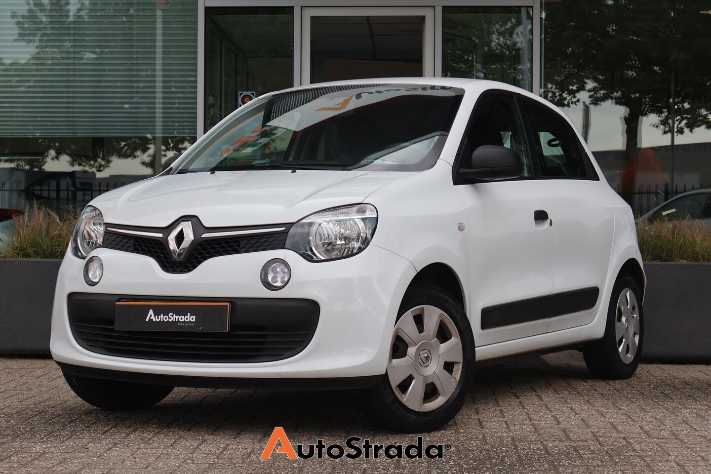 Renault Twingo - 1.0 SCe Authentique 70pk I Origneel NL I Airco I Radio - AutoWereld.nl