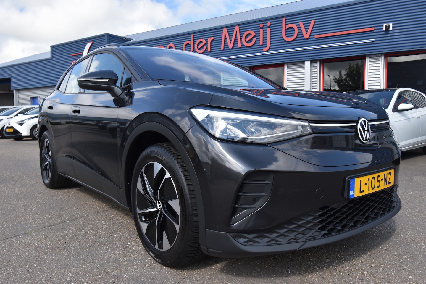 Volkswagen ID.4 - Life 77 kWh , SOH 93.77 % , NAVI , V STOEL VERW+STUUR , LED KOPL , PDC V+A , LMV19 , - AutoWereld.nl