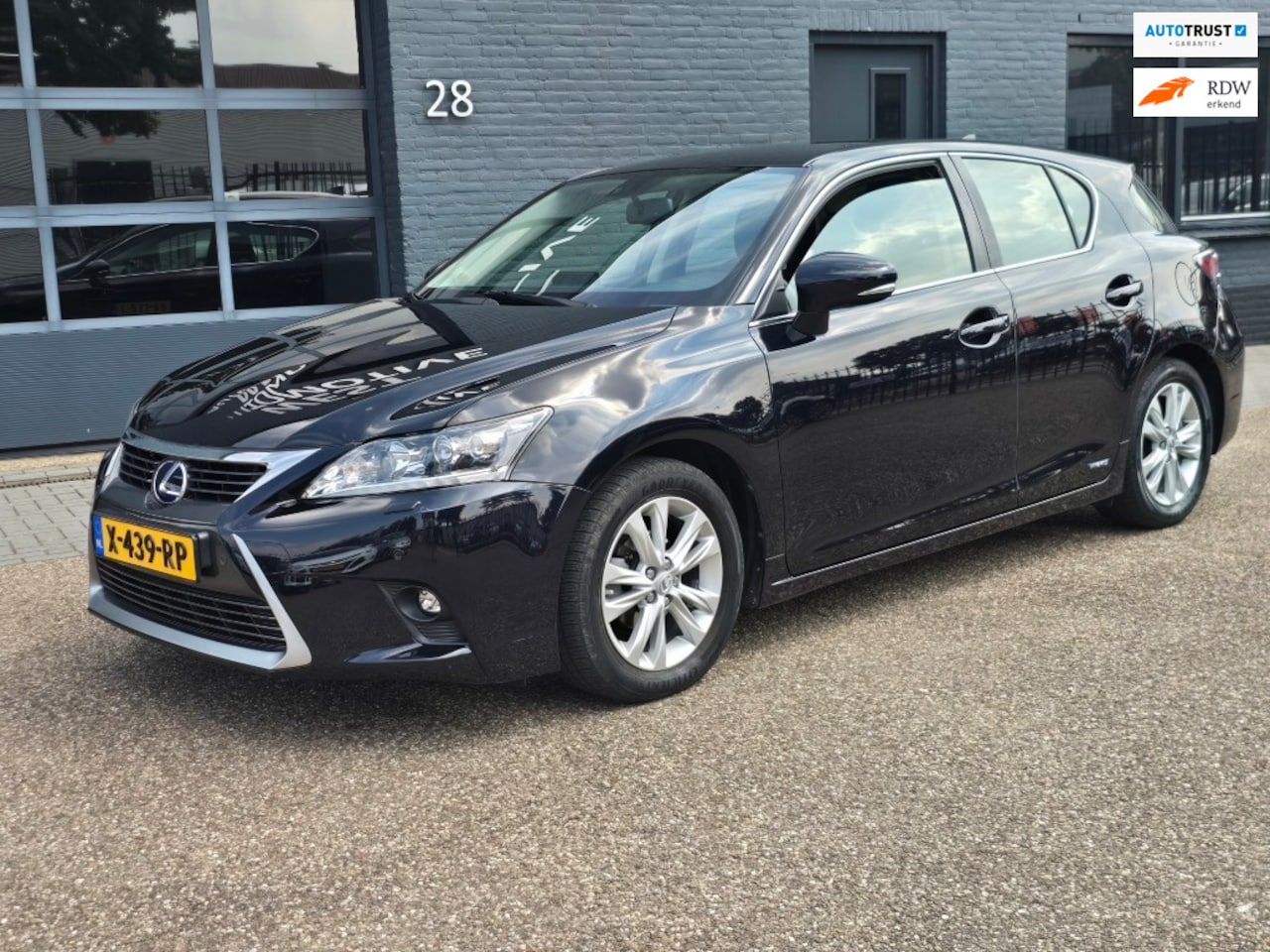 Lexus CT 200h - Business Line VOLLEDIG ONDERHOUDEN NAVI CAMERA ENZ - AutoWereld.nl