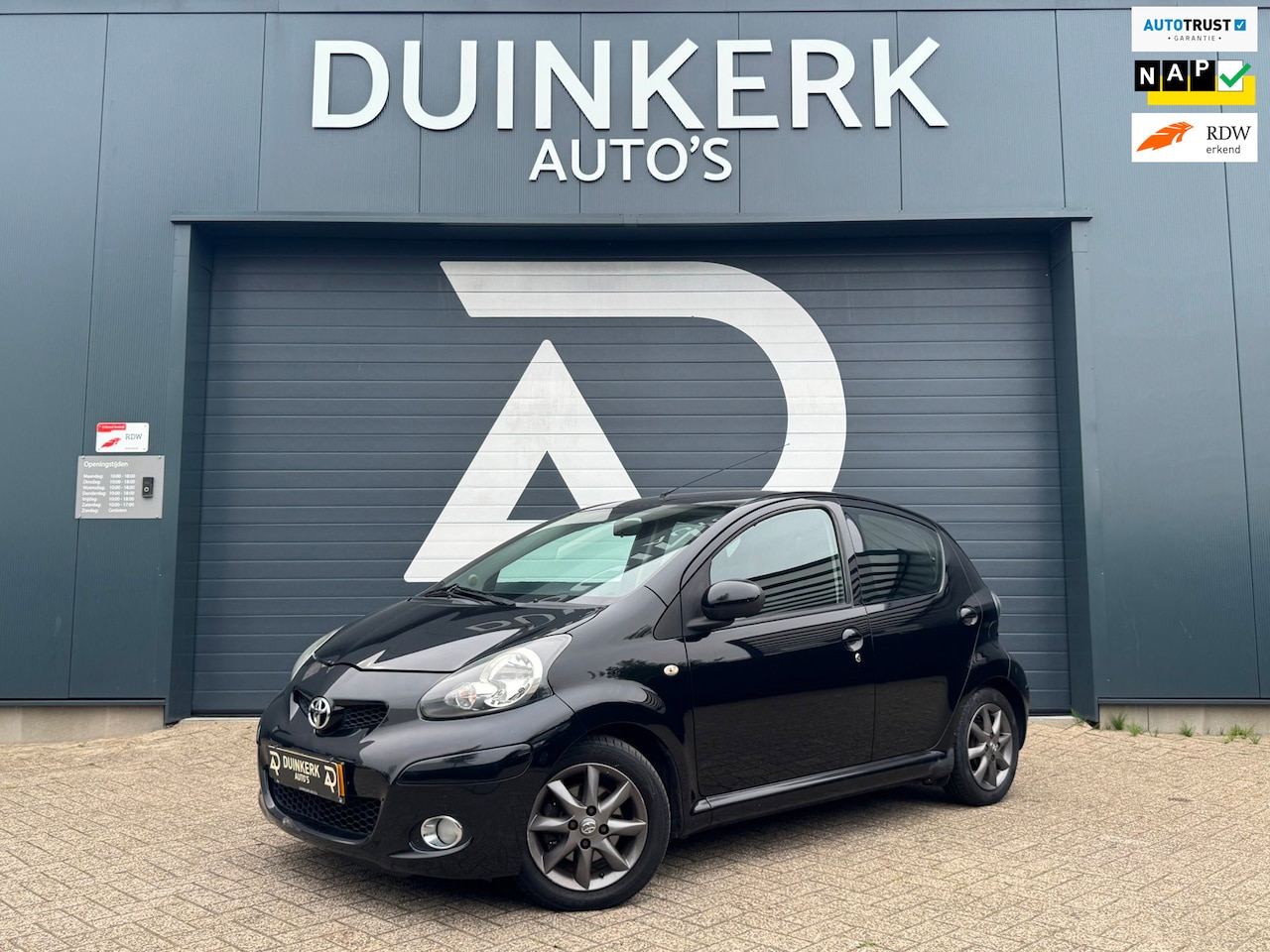 Toyota Aygo - 1.0-12V Dynamic Navigator | Airco | Elektrische ramen | Elektrische deurvergrendeling | Tr - AutoWereld.nl