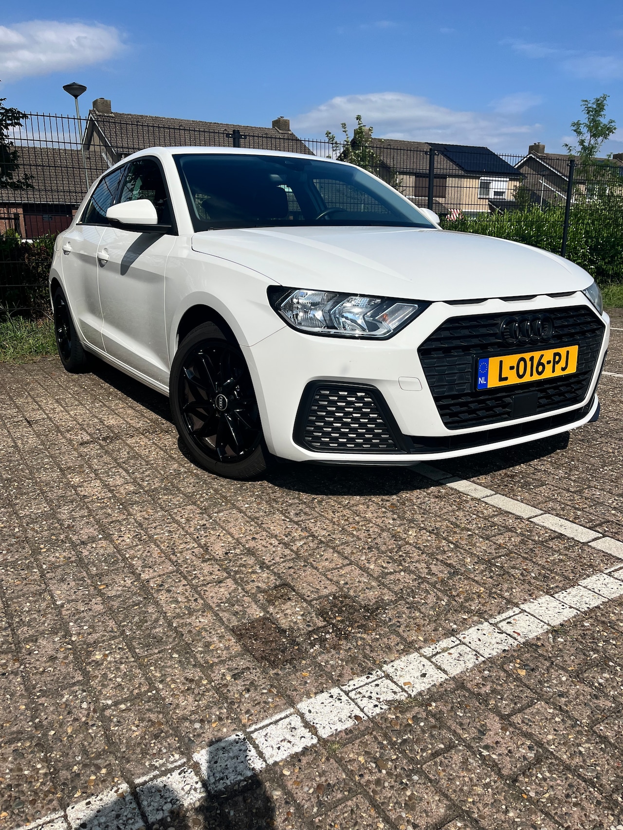 Audi A1 Sportback - 25 TFSI Pro Line 95pk I Velgen 17'' I Navi d.m.v. Apple Carplay I Zwart Optiek - AutoWereld.nl