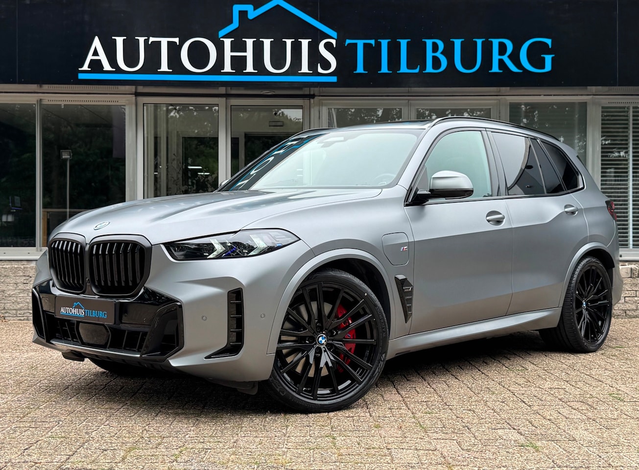 BMW X5 - XDrive50e M-Sport Pano H&K 360 Trekhaak - AutoWereld.nl