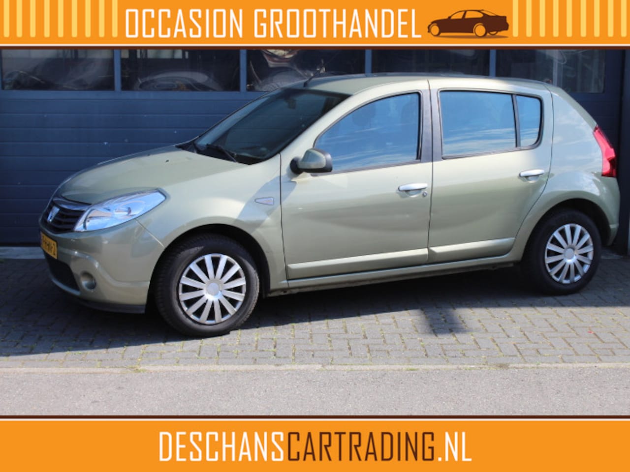 Dacia Sandero - 1.6 Lauréate Airconditioning, Electr Pakket, Trekhaak, 125.000 km!! - AutoWereld.nl