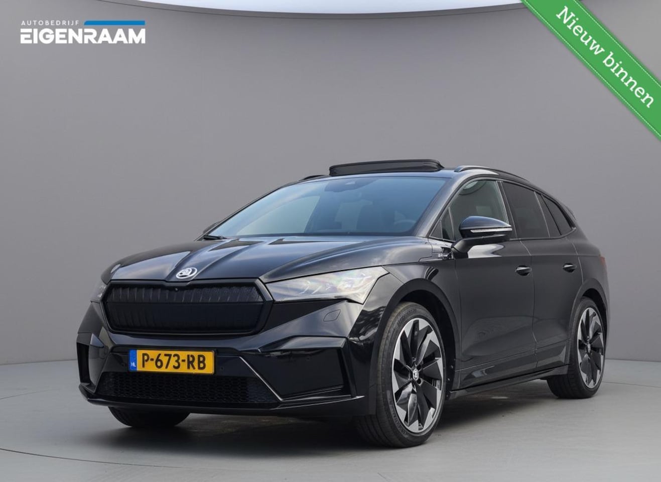Skoda Enyaq iV - 80 Sportline | Pano | Leder | SOH 93,3% - AutoWereld.nl