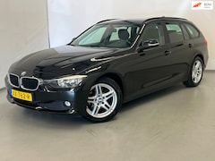 BMW 3-serie Touring - 316d Sport / Navi / Clima / Bluetooth