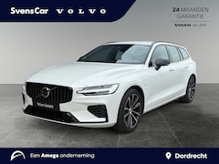 Volvo V60 - 2.0 T6 Plug-in hybrid AWD Plus Dark Trekhaak | Verwarmde voorruit | Sportstoelen | 360 gra