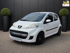 Peugeot 107 - 1.0-12V Millesim 200 APK 18-08-2027 GROOT SCHERM 5 DEURS