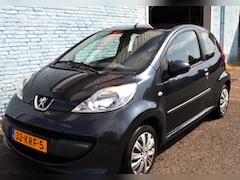 Peugeot 107 - 1.0-12V XS Urban M