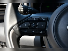 Toyota Yaris Cross - 1.5 Hybrid 115 Active Limited automaat 116pk | Parkeersensoren vóór & achter | Draadloze t