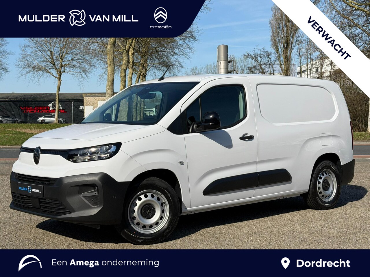 Citroën ë-Berlingo - L2 50kWh 136pk | 8 jaar garantie | 0% financial lease | 3-zits | Luxe bekleding | NAVI | M - AutoWereld.nl