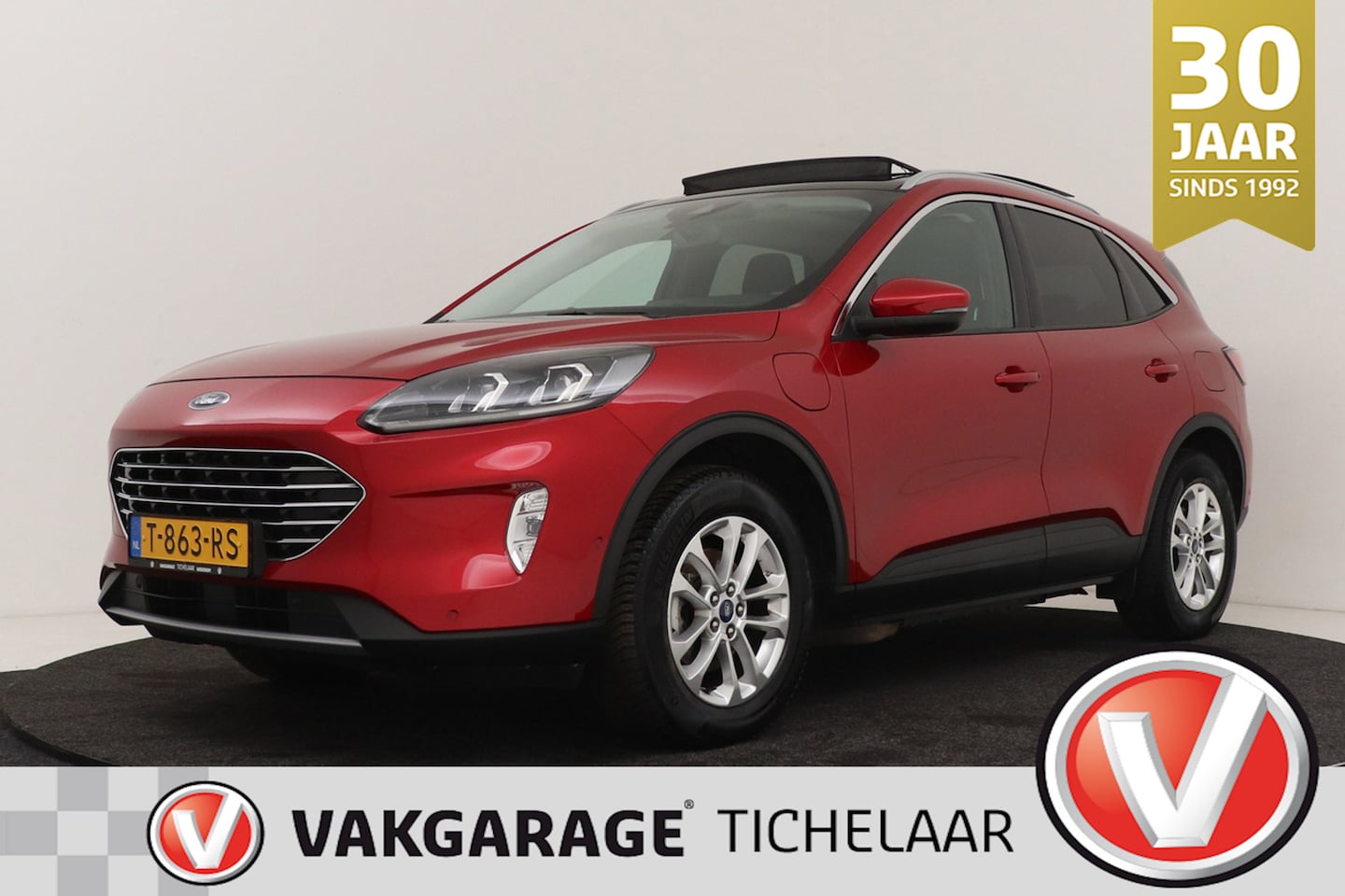 Ford Kuga - 2.5 PHEV Titanium | Panoramadak | Org NL | Stoelverwarming V+A | Head-Up | Digital Cockpit - AutoWereld.nl