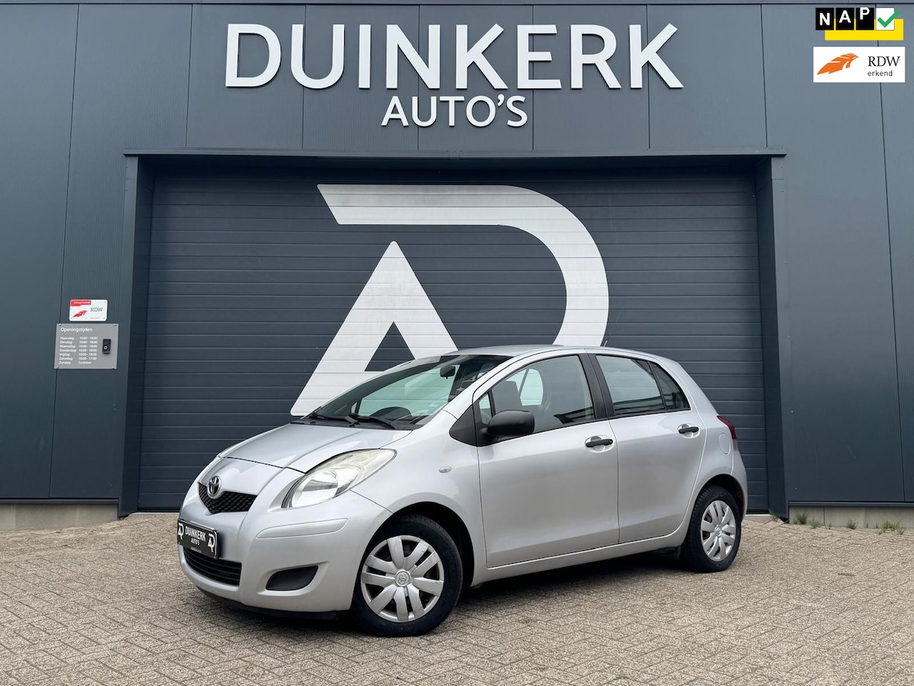 Toyota Yaris - 1.0 VVTi Acces | Airco | Radio | Elektrische ramen | Parkeersensor | NAP - AutoWereld.nl