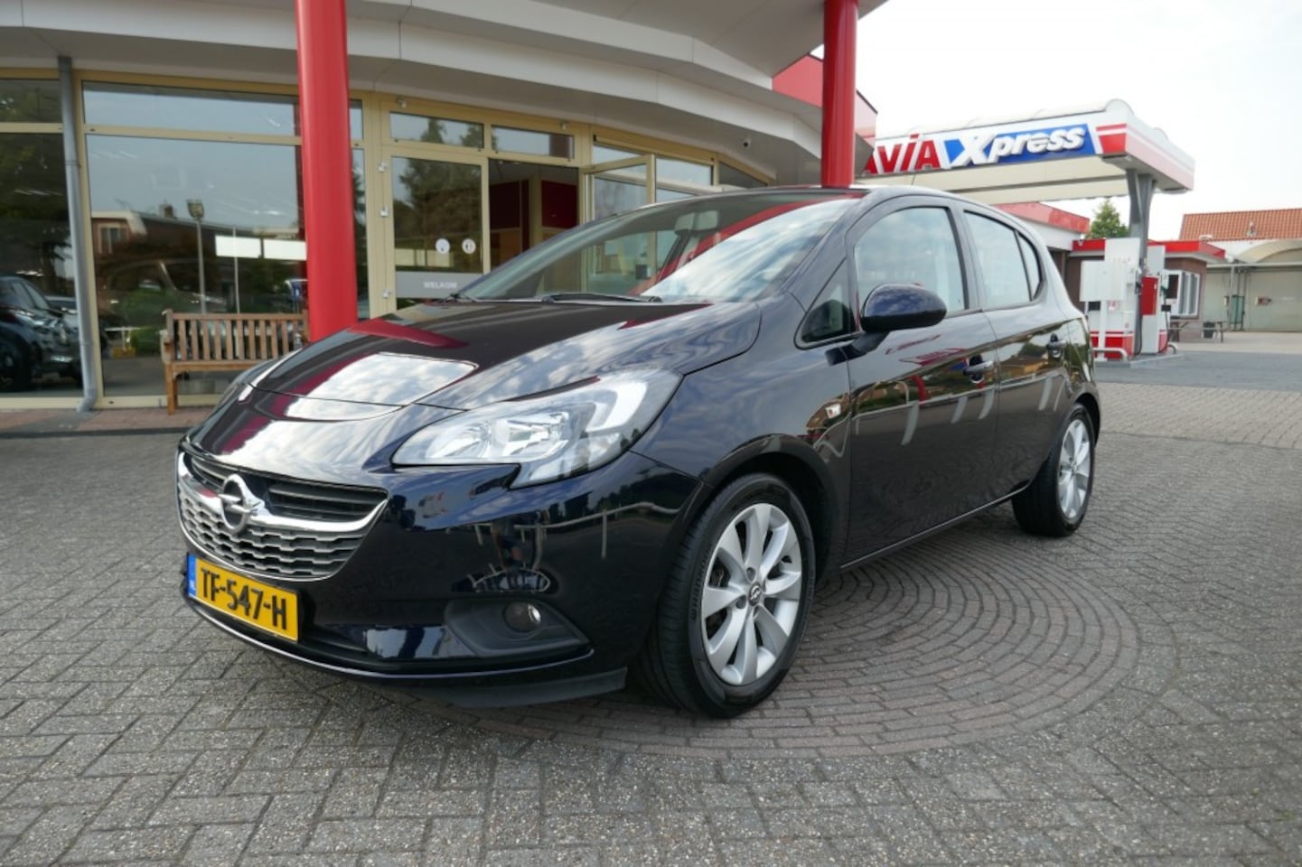 Opel Corsa-e - 1.4 FEUL- EDITION  AIRCO/APPLE CARPLAY/TREKHAAK/ - AutoWereld.nl