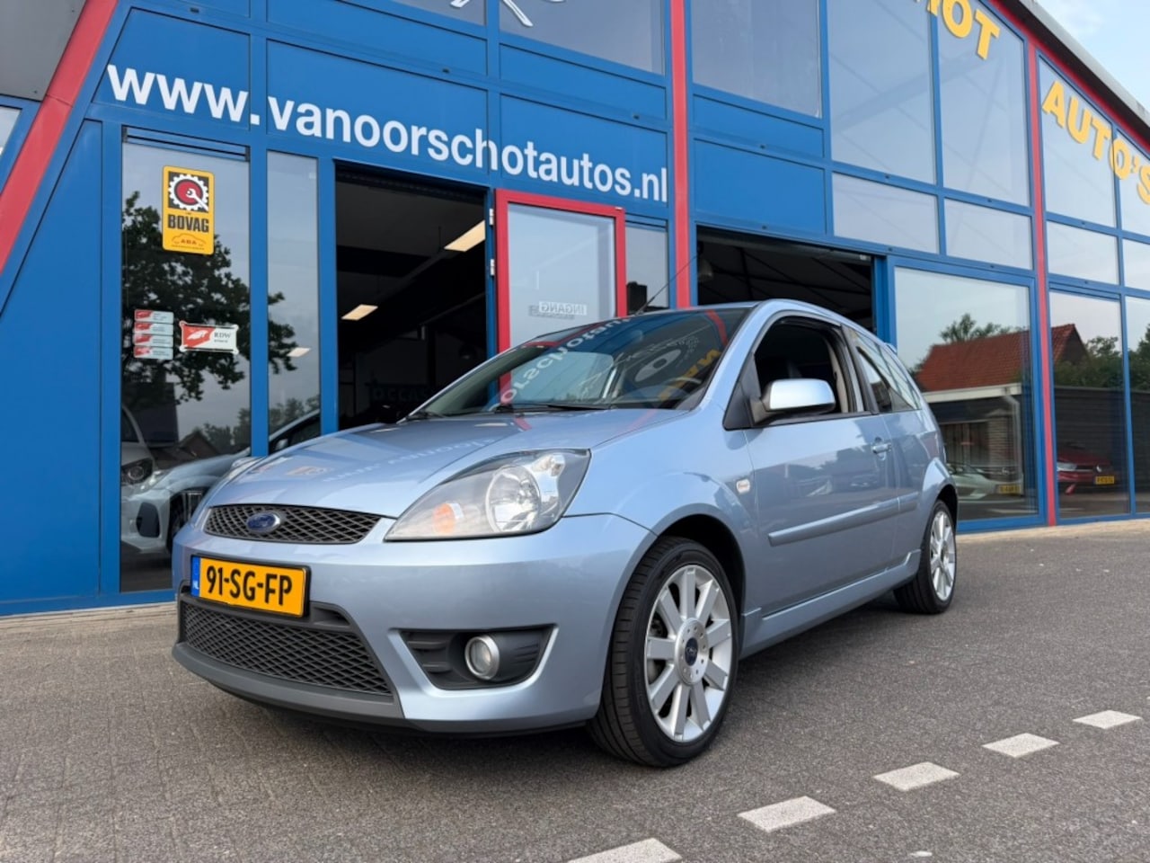 Ford Fiesta - 2.0-16v 150pk ST 24703km!!! - AutoWereld.nl