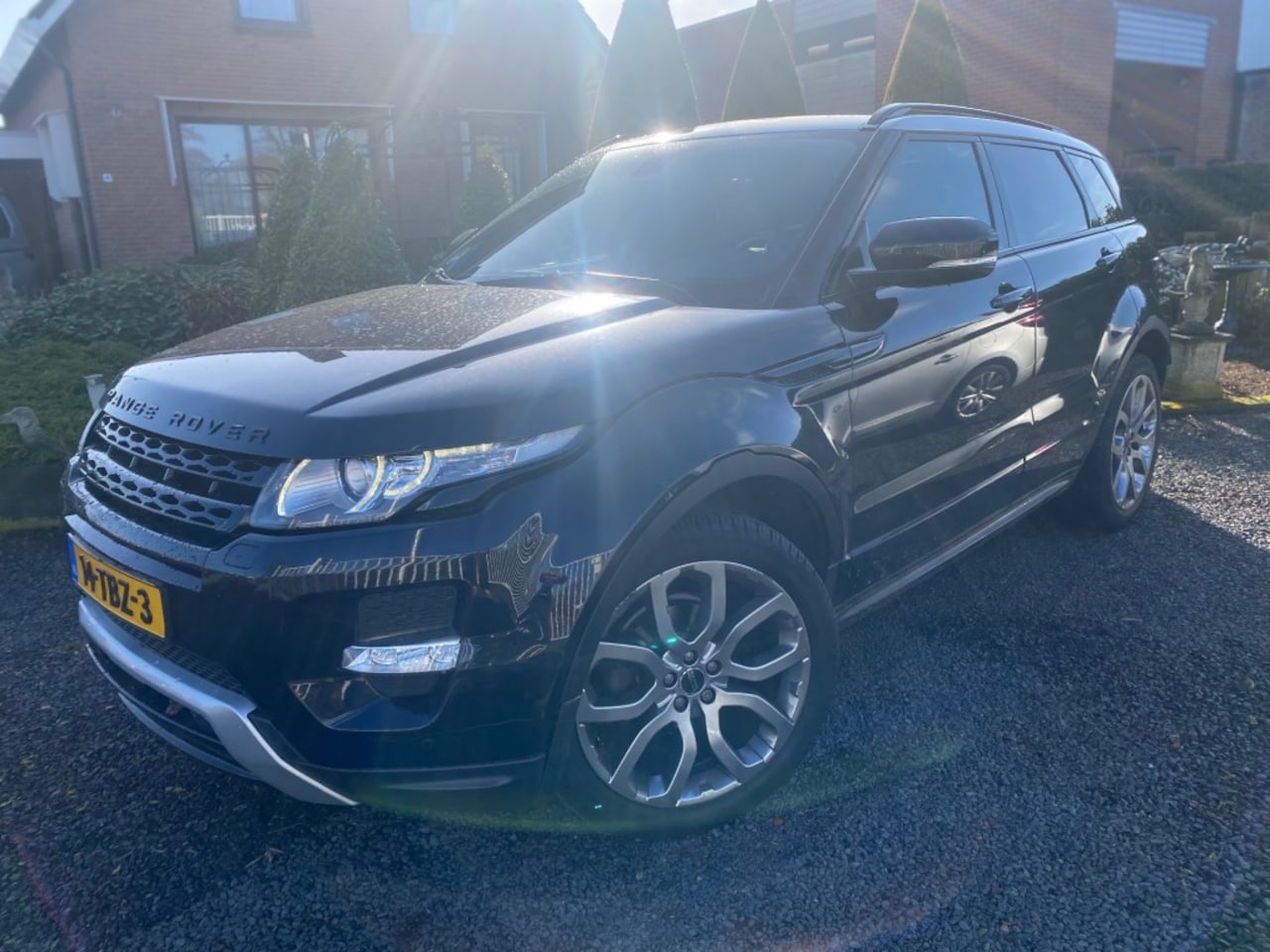 Land Rover Range Rover - 2.0 SI 4WD PRESTIGE Panoramadak, Navigatie, Elektrische stoelen EXPORT - AutoWereld.nl