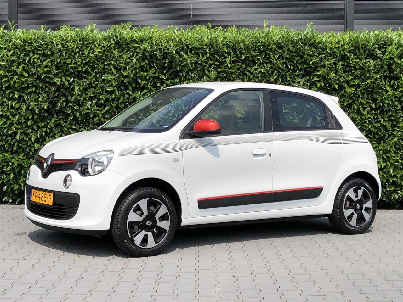 Renault Twingo - 1.0 SCe Expression 1.0 SCe Expression, AIRCO, CRUISE-CONTROL, EL-RAMEN - AutoWereld.nl