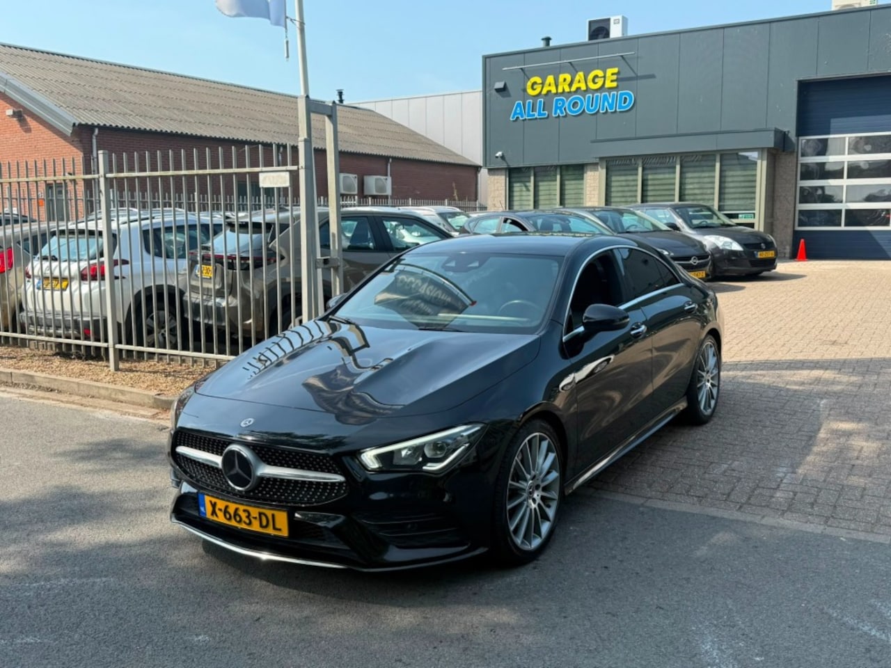 Mercedes-Benz 220 - CLA-Klasse 220 Premium Plus/adaptief cruise/navigatie/alcantara/sfeerverl/led - AutoWereld.nl