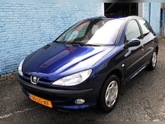 Peugeot 206 - 1.6-16V Gentry