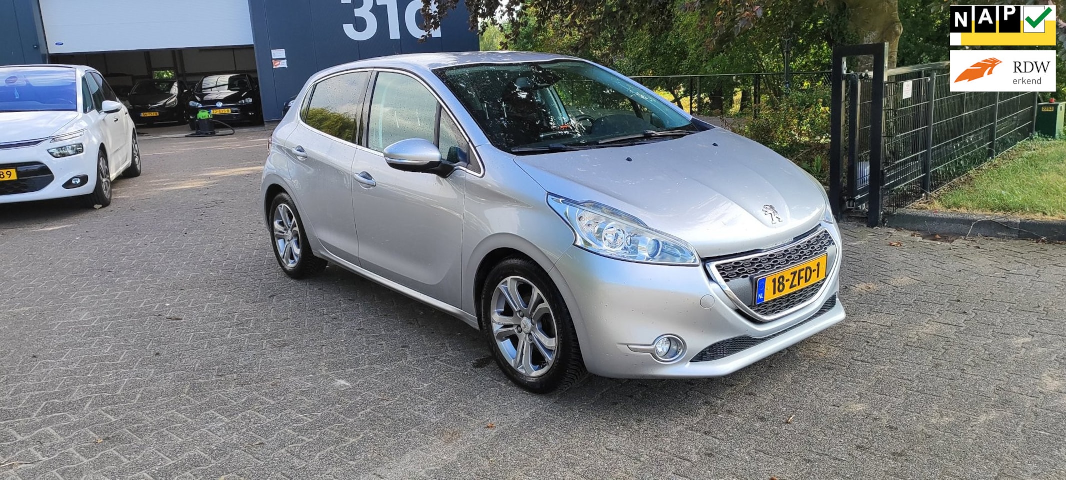 Peugeot 208 - 1.6 VTi Allure bj 2012 airco/navi - AutoWereld.nl