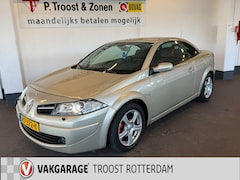 Renault Mégane coupé cabriolet - 2.0-16V Tech Line/ Cruise Control/ Climate Control/ Stoelverwarming/ Keyless Entry/ Parkee