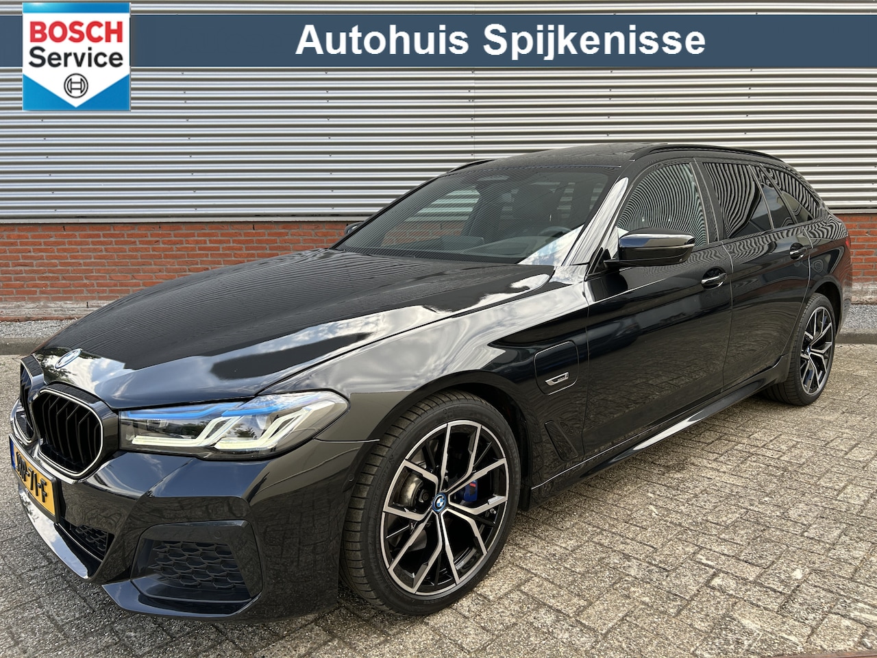 BMW 5-serie Touring - 530e High Executive | Laser | HUD | Keyless | Panoramadak | 360 Camera | 90% SOH | - AutoWereld.nl