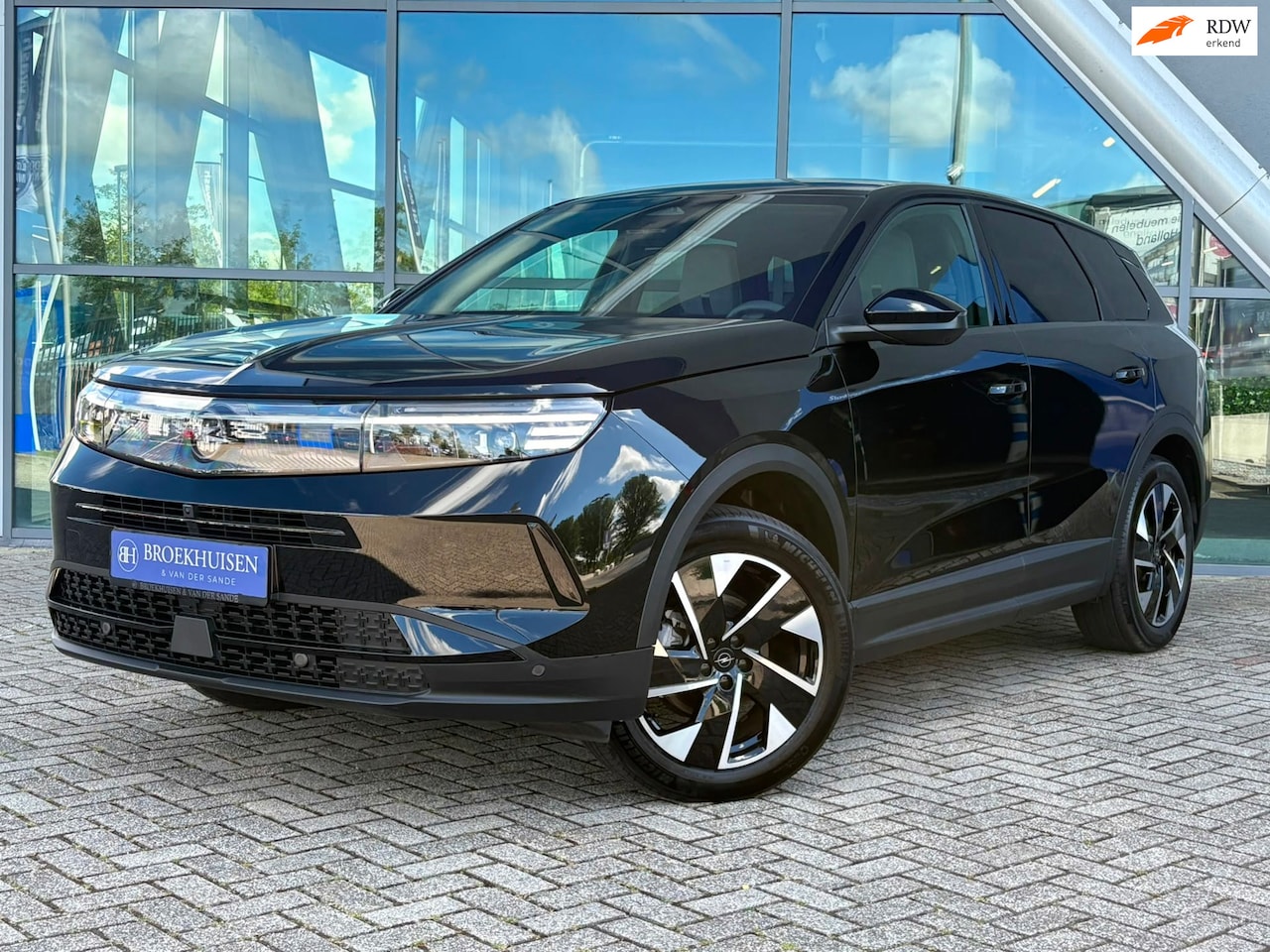 Opel Grandland - 1.2 Turbo Hybrid GS 136pk Automaat / 360 Camera / Stuur-Stoelverwarming - AutoWereld.nl