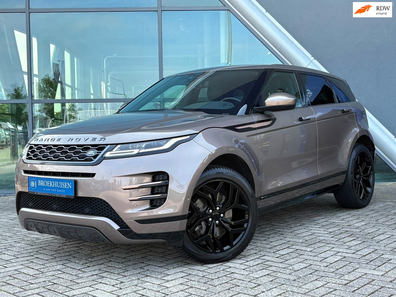 Land Rover Range Rover Evoque - 2.0 P200 AWD HSE R-Dynamic Camera / Leder / Stoel-Stuurverwarming - AutoWereld.nl
