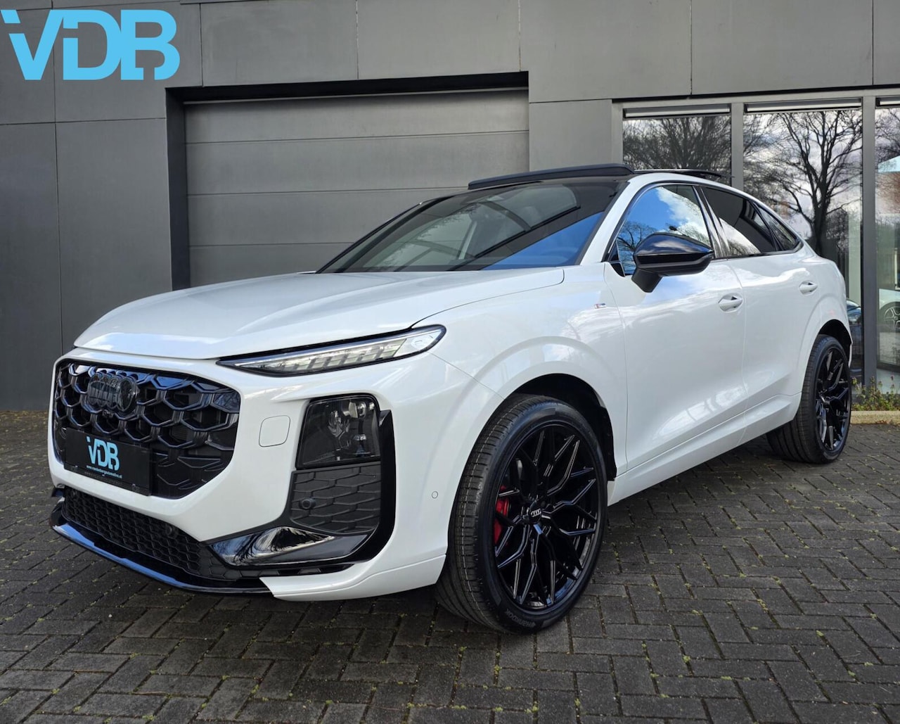 Audi Q3 Sportback - 35 TFSI S-LINE NIEUWSTE MODEL PANO SFEER - AutoWereld.nl