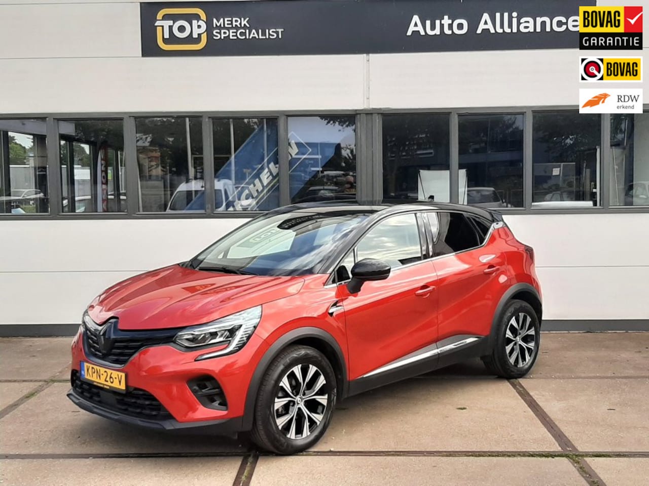 Renault Captur - RENAULT CAPTUR AUTOMAAT TECHNO MET TEKHAAK - AutoWereld.nl