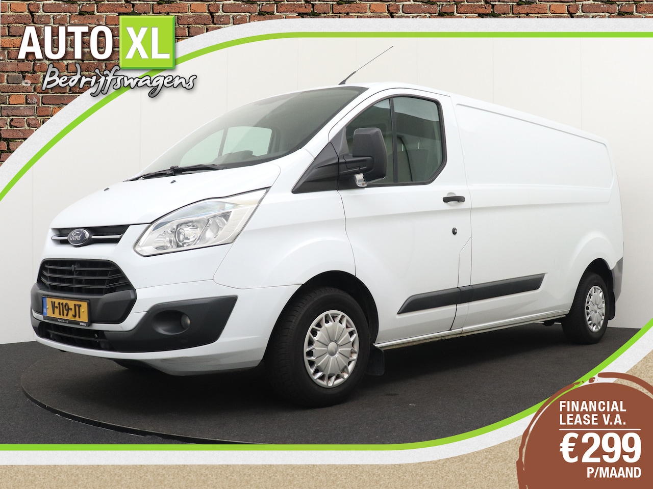 Ford Transit Custom - 290 2.2 TDCI L2H1 Ambiente Trekhaak Houtenvloer Kasten - AutoWereld.nl