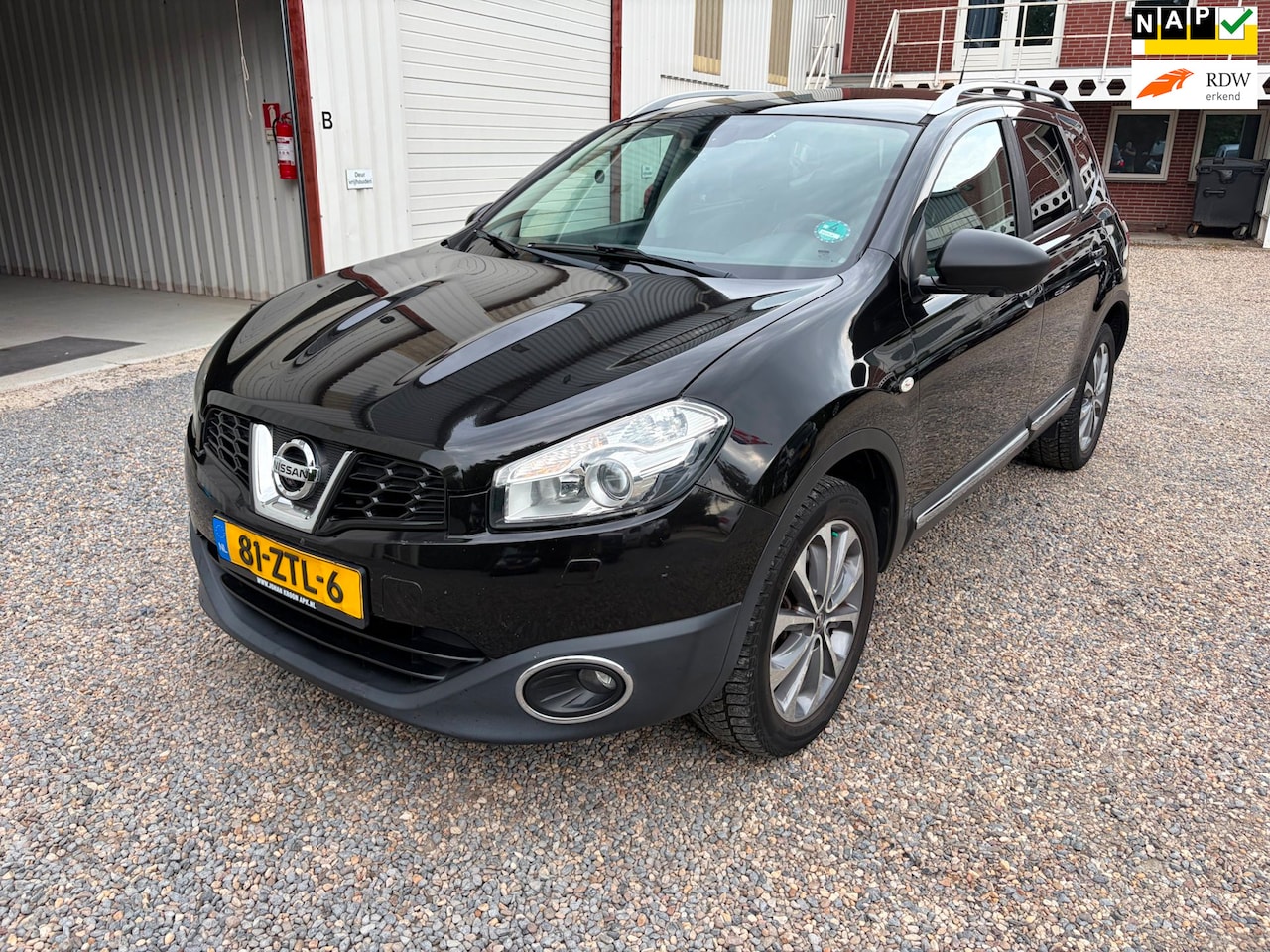 Nissan Qashqai - 2.0 Connect Edition 4WD 7P Leer - AutoWereld.nl