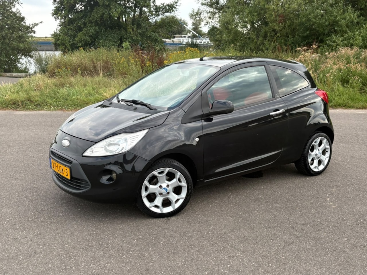 Ford Ka - 1.2 Titanium X Airco APK Velgen Org NL Elektr Ramen - AutoWereld.nl