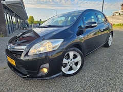 Toyota Auris - 1.8 Full Hybrid Executive GARANTIE