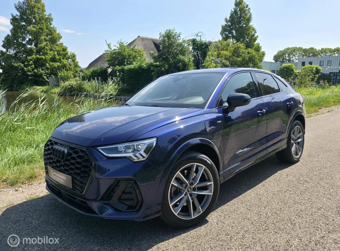 Audi Q3 Sportback - 45 TFSI e / S-Line / Luxe / Carplay / Navi - AutoWereld.nl