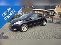 Peugeot 208 - 1.2 VTi Style LET OP staat op Locatie in EMST