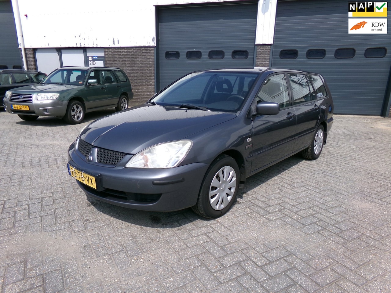 Mitsubishi Lancer Station Wagon - 1.6 Inform 1.6 Inform - AutoWereld.nl